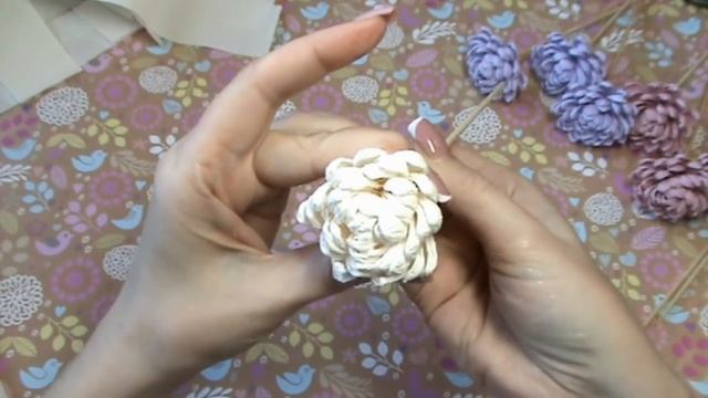 Хризантема из гофрированной бумаги / Цветы своими руками смотреть онлайн