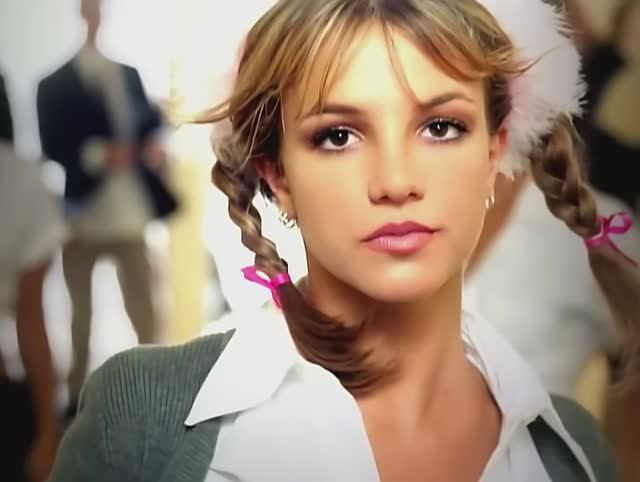 Britney Spears - ...Baby One More Time (Official Video)