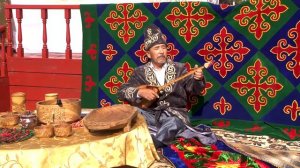Казахская песня под аккомпанемент домбры - Омаров Жалель