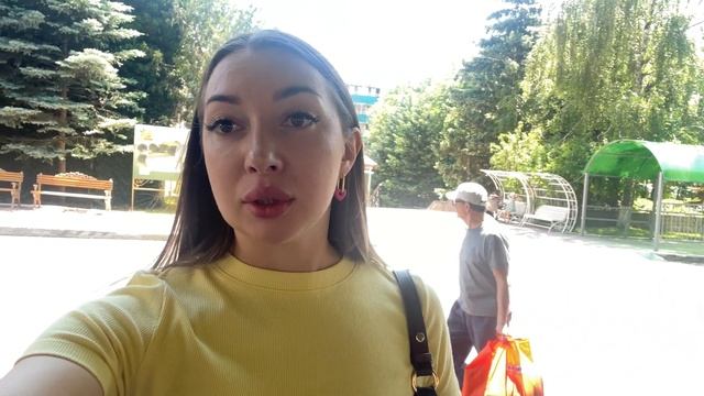 город Железноводск и облагороженное озеро при въезде в город возле санатория 30 лет победы