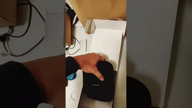 Bose SE Headphones || Bose QC45 || Same Headphones смотреть онлайн