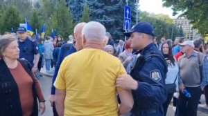 В Молдавии на митинг пришёл провокатор