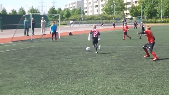 SK Everest vs Nõmme Kalju FC - 0:11 (mängu väravad) | ENMV 2014, Liiga E2.I - V voor смотреть онлайн
