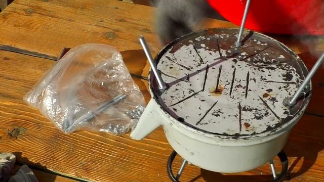 НЕ ВЫБРАСЫВАЙ СТАРЫЙ ЧАЙНИК! Удивительное устройство за ПАРУ МИНУТ! смотреть онлайн