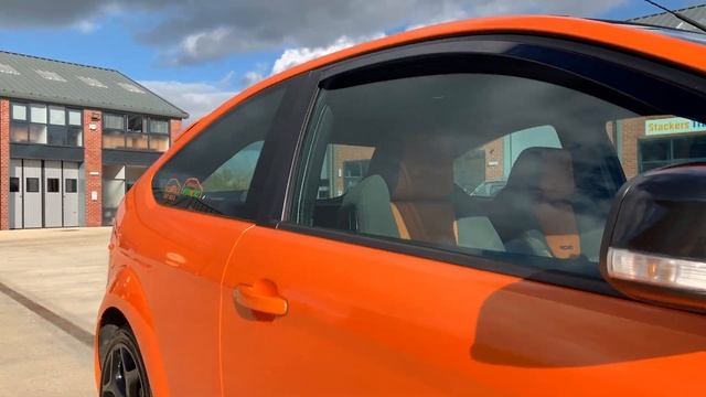 Ford Focus ST - Full Service History, Electric Orange, AMD Stage1, Milltek смотреть онлайн