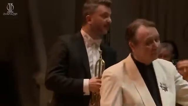 10 years old Yegor Lavrik conducts Russian National Orchestra смотреть онлайн