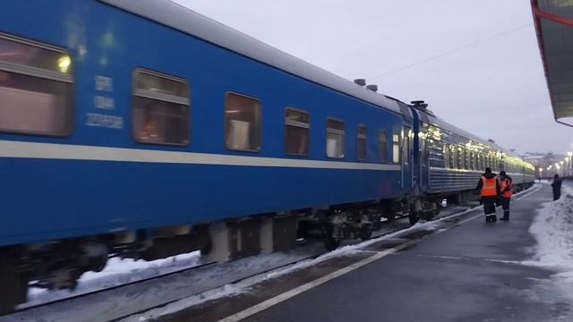 отправление тэп70бс с поездом 83 Санкт-Петербург Гомель. окт.жд.28.12.2023 смотреть онлайн