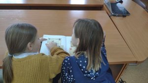 Дети в Пушкинке [экскурсии по библиотеке для детей]
