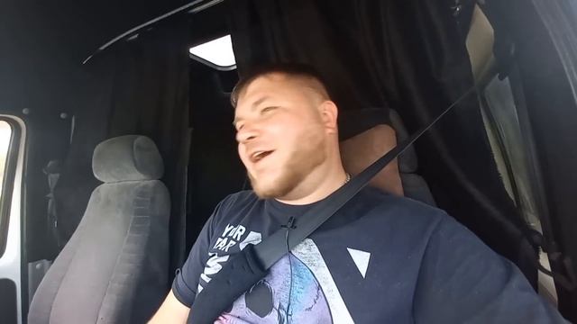 Все сломалось!!!Подарочки от подписчиков ?Грузоперевозки на Валдае смотреть онлайн