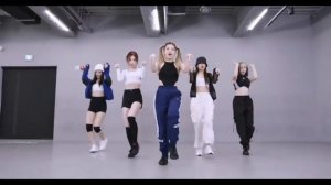 Random K-pop dance