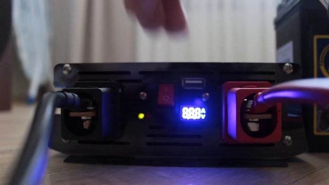 ИНВЕРТОР 12220  1500W