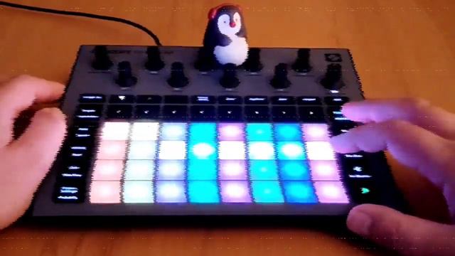 CIRCUIT RHYTHM - DAWLESS TECHNO "BEAT FREAK" смотреть онлайн