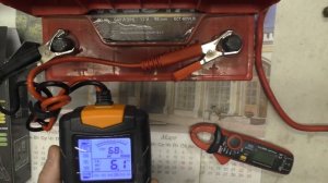 Что показывает тестер аккумуляторов #smart battery tester #智能电池测试仪