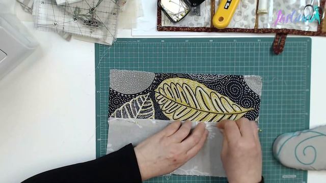 Лоскутная штора в технике ПОЯГИ
