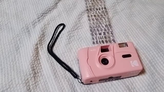 나의 첫 필름카메라 코닥m35 (맥시멀리스트의 필름카메라 꾸미기, 사진결과물, 갤럭시S21+와 비교) смотреть онлайн