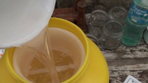Борная кислота Весенняя обработка сада повысит урожайность,защитит деревья от болезней и вредителей