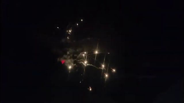 Noisy git fireworks during test press spin смотреть онлайн