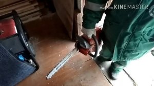 Пила хускварна . заводим  пилим   ///  HUSQVARNA  ///