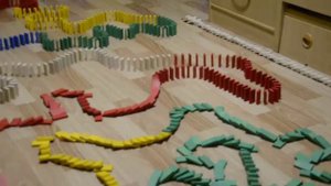 1200 домино в сплошную змейку все упало не по плану!