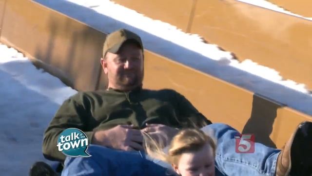 Arctic Plunge Snow Tubing & Glacier Glide Ice Skating смотреть онлайн