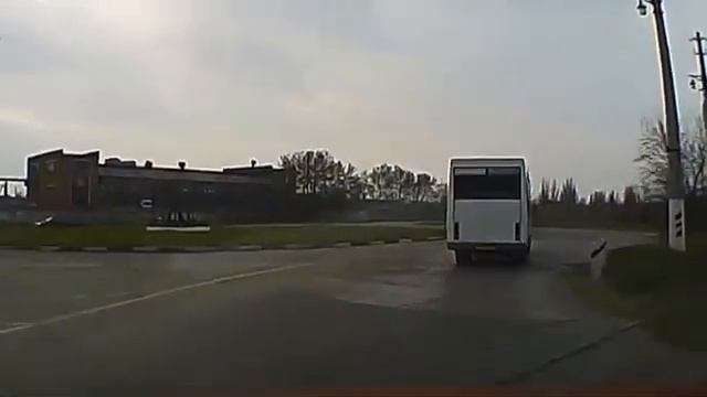 Прикольное вождение в Керчи смотреть онлайн