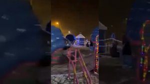Катаемся на аттракционе ракушки