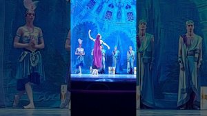 Никия из балета Баядерка в исполнении неподражаемой Екатерины Хомкиной-Сафроновой