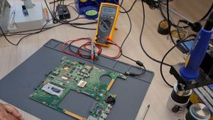 Asus N751JK не включается
