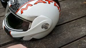 ROOF V8 Boxer vs. Airoh Mathisse Helmets