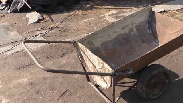 Самодельная тачка на двух колесах из бочки!!! смотреть онлайн