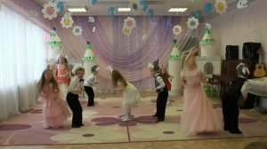 танец зайчиков с морковкой Идея с интернета. Д-с №120  Мурманск