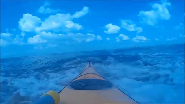 חתירה בקיאק 22/3/2020 מחוף בצת לאכזיב וחזרה בים סוער смотреть онлайн