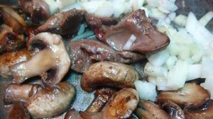 Печень индейки с грибами