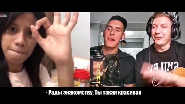 Гитаристы в чат рулетке удивляют своим голосом №4