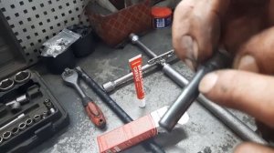 Замена пыльников направляющих тормозного суппорта Daewoo Lanos