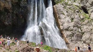 Абхазия Гегский водопад 6 июля 2023 г.