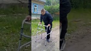 Спинальник. Ходьба с ходунками в ортезах 1 / Injury of spinal column.