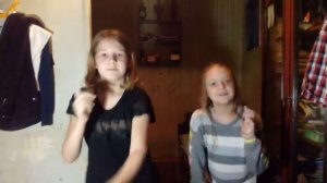 Я  танцую чику рику