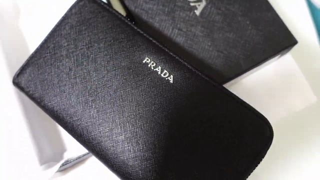 Брендовый кошелек портмоне Prada смотреть онлайн