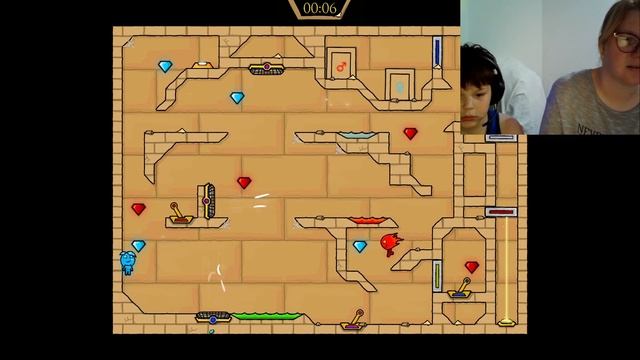 Играю с мамой в огонь и воду смотреть онлайн