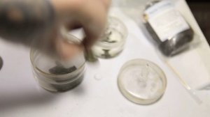 Реставрация и чистка металлопластики.mpg