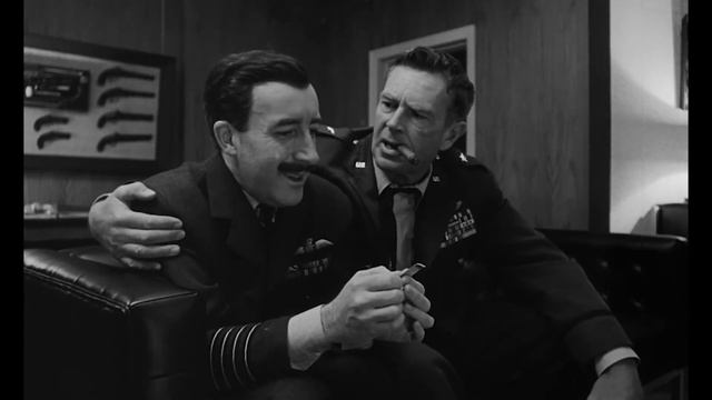 Dr. Strangelove or: How I Learned to Stop Worrying and Love Satire смотреть онлайн