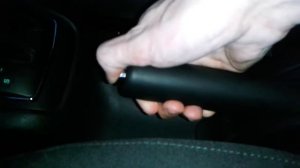 Skoda Yeti (Шкода Йети): Как снять машину с ручника (ручного тормоза)?