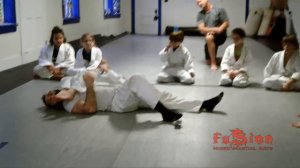 Children Jiu-Jitsu Class: Push Up, Back Mount, Armbar (jūji-gatame/十字固) - Anti Bully Program