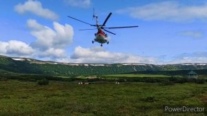 Поднимаясь высоко.