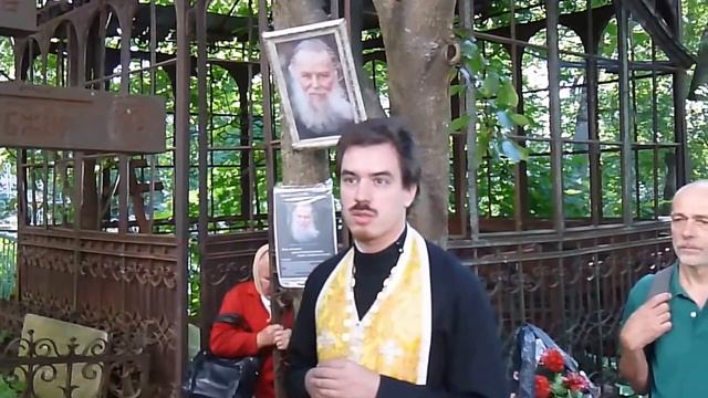 День Памяти. 5 августа 2015, Псков, церковь святых Жен Мироносиц. смотреть онлайн