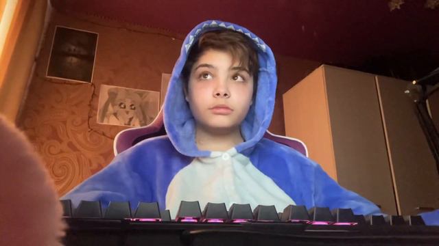 Сделал трек в стиле детроит (мой день - влог) смотреть онлайн