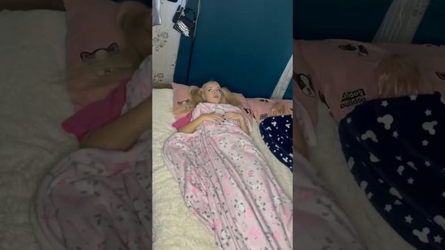 Света и Проклятая кукла гадают на жениха и Света стала НЕВЕСТОЙ Демона