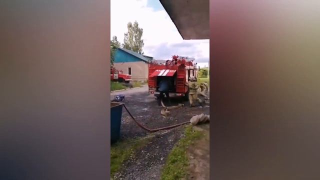 С Днём Пожарной Охраны !!! смотреть онлайн