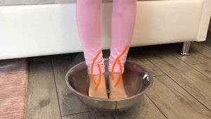 Алина притворилась, что заболела